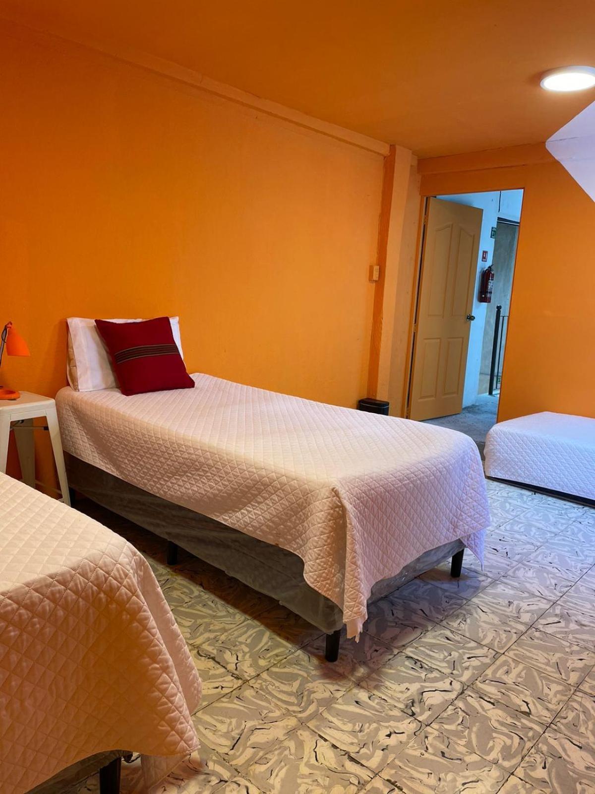 Why Not Hotel Antigua Pokoj fotografie